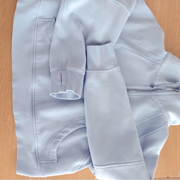 lululemon Scuba Oversized Funnel Neck cropped half zip, xs/s - Picture 3 of 5